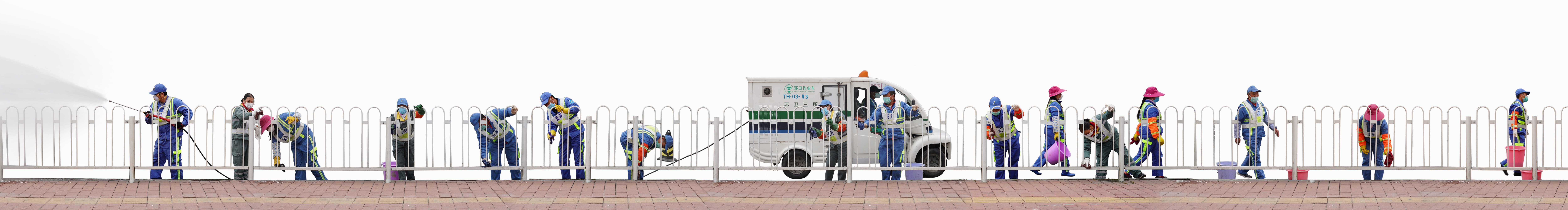 People Cleaning Public Railings During the Pandemic — Yan Jiacheng (闫家成), view image 1