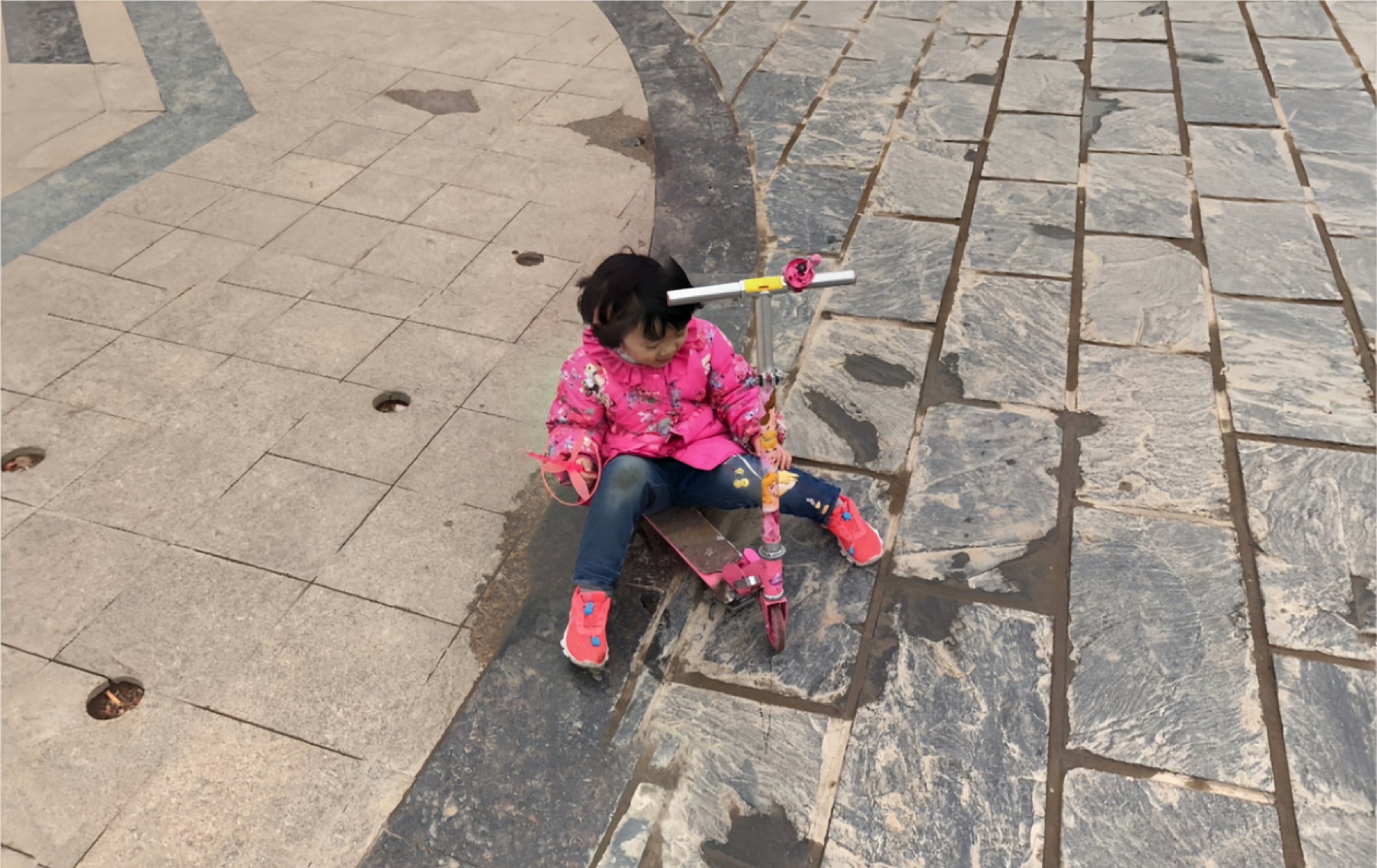 Chinese People in Google Street View — Yan Jiacheng (闫家成), view image 12